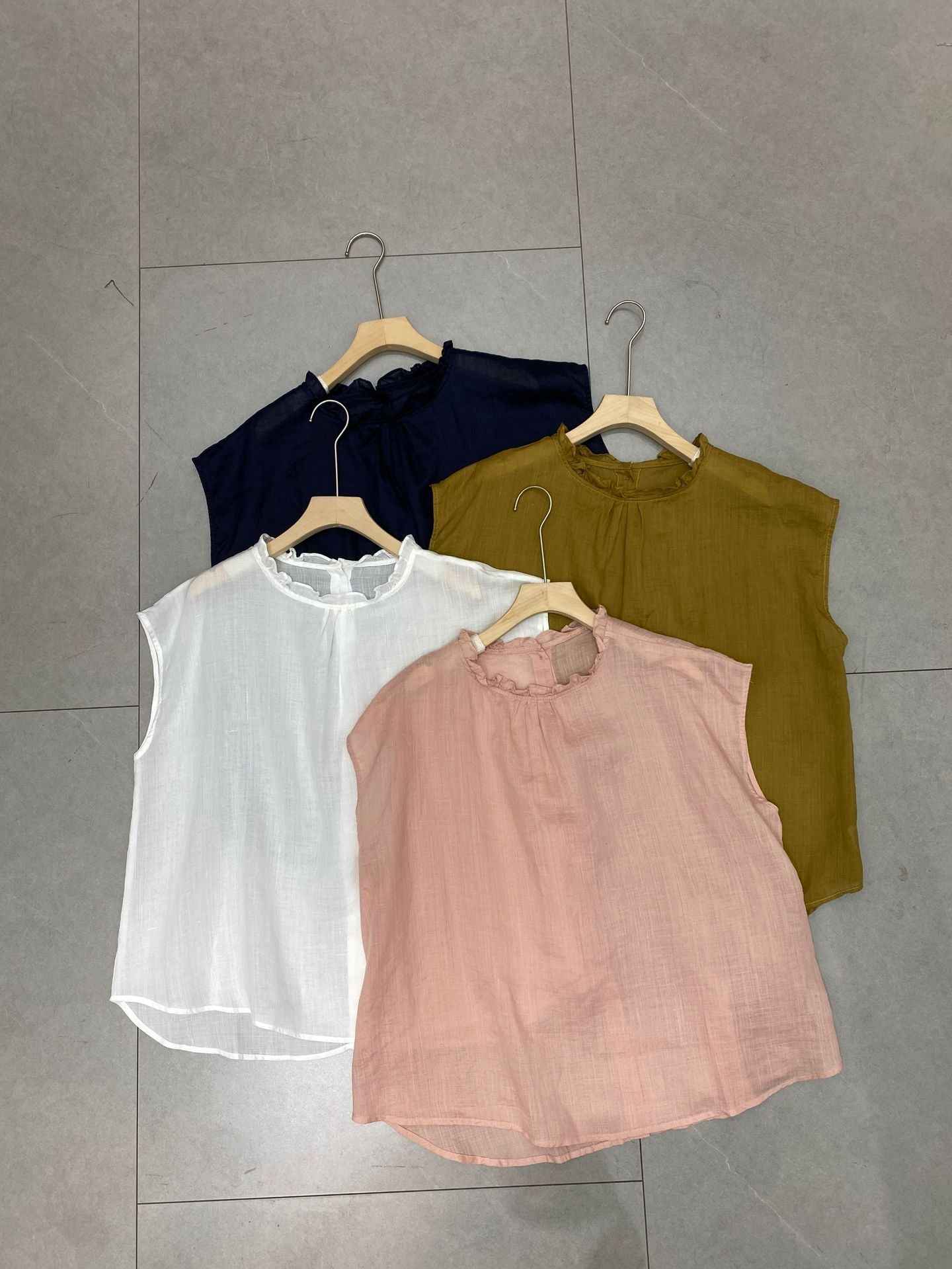 B10003 Vintage Artistic Ruffled Collar Ramie 95%+ Linen Blouse for Women Summer New Style Back Single Button Reversible Flutter Sleeve Blouse for Women