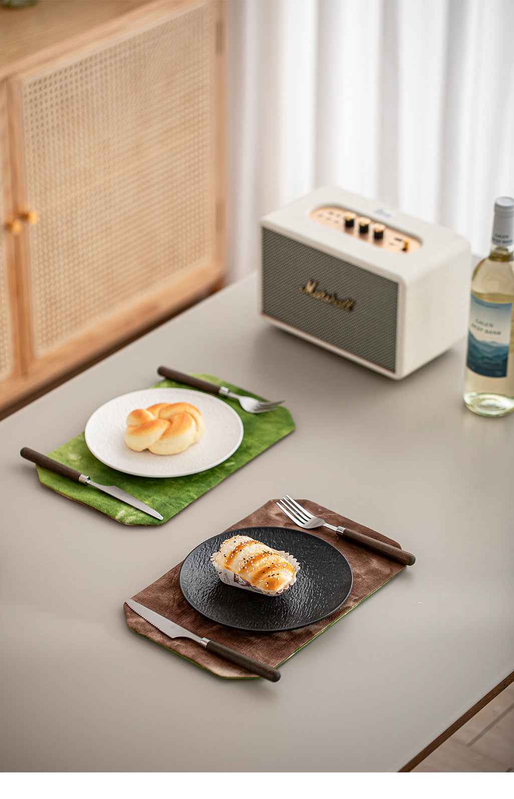 H10003 Vintage Style Placemats 100% Cotton Festival Party Table Decoration Stain-Resistant Bowl and Plate Mats Table Mats Napkin Cloth Retro Western Placemats